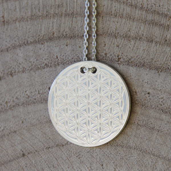 Collier - Fleur de vie gravée (chaîne en argent)