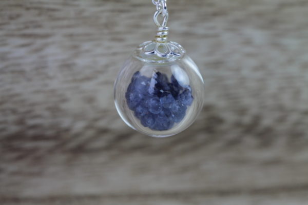 Sphère sacrée 1 - "Le rayon bleu" - Pierre : Iolite