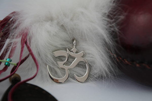 Médaillon simple en argent - Aum - Image 2