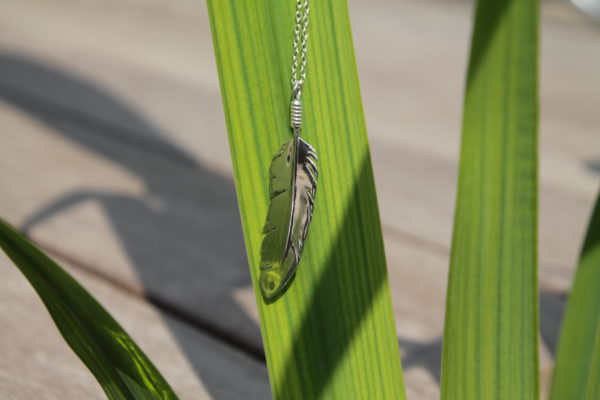Médaillon simple en argent - Plume - Image 2